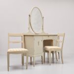 1047 9249 DRESSING TABLE